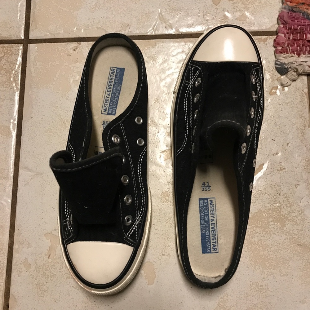 Slip shoes